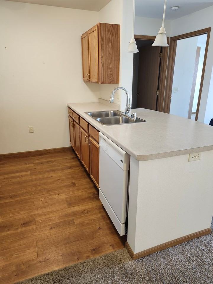 Woodfield Village I - Photo 2 of 13