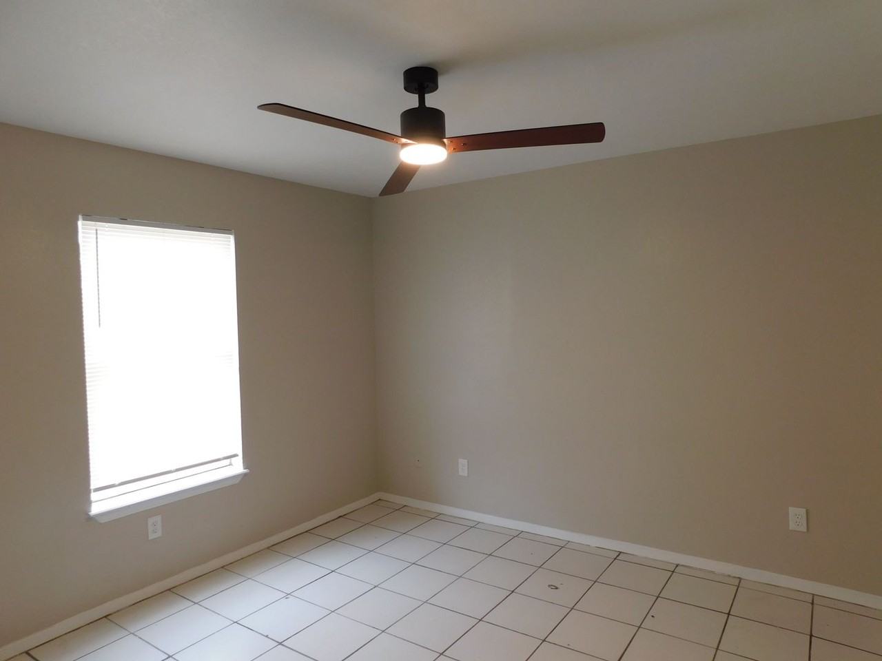 105 Rockwell Way #3 - Photo 7 of 20