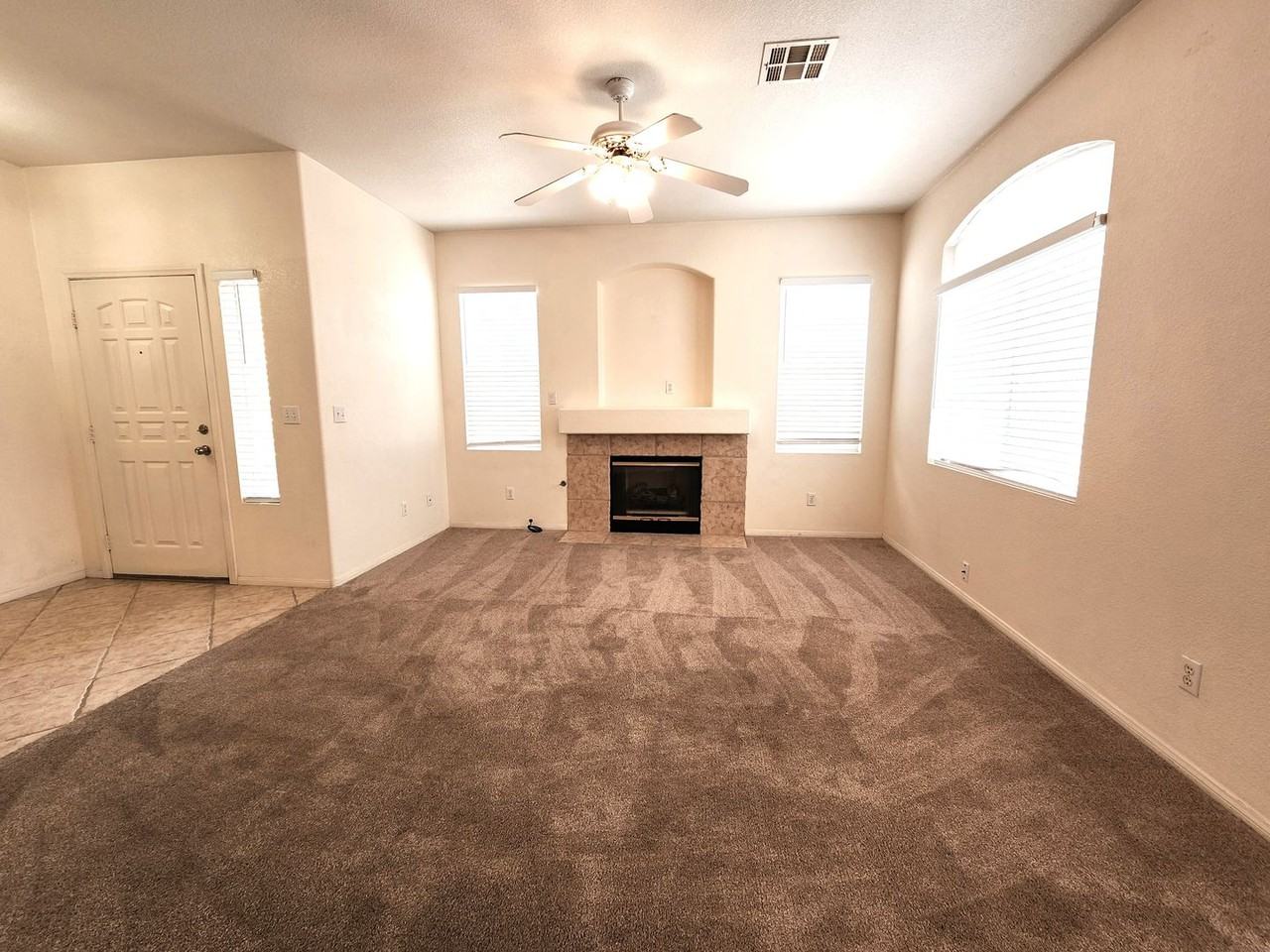 984 Country Skies Ave - Photo 3 of 23