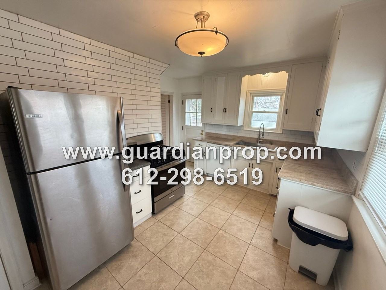 651 Syndicate St S - Photo 4 of 16