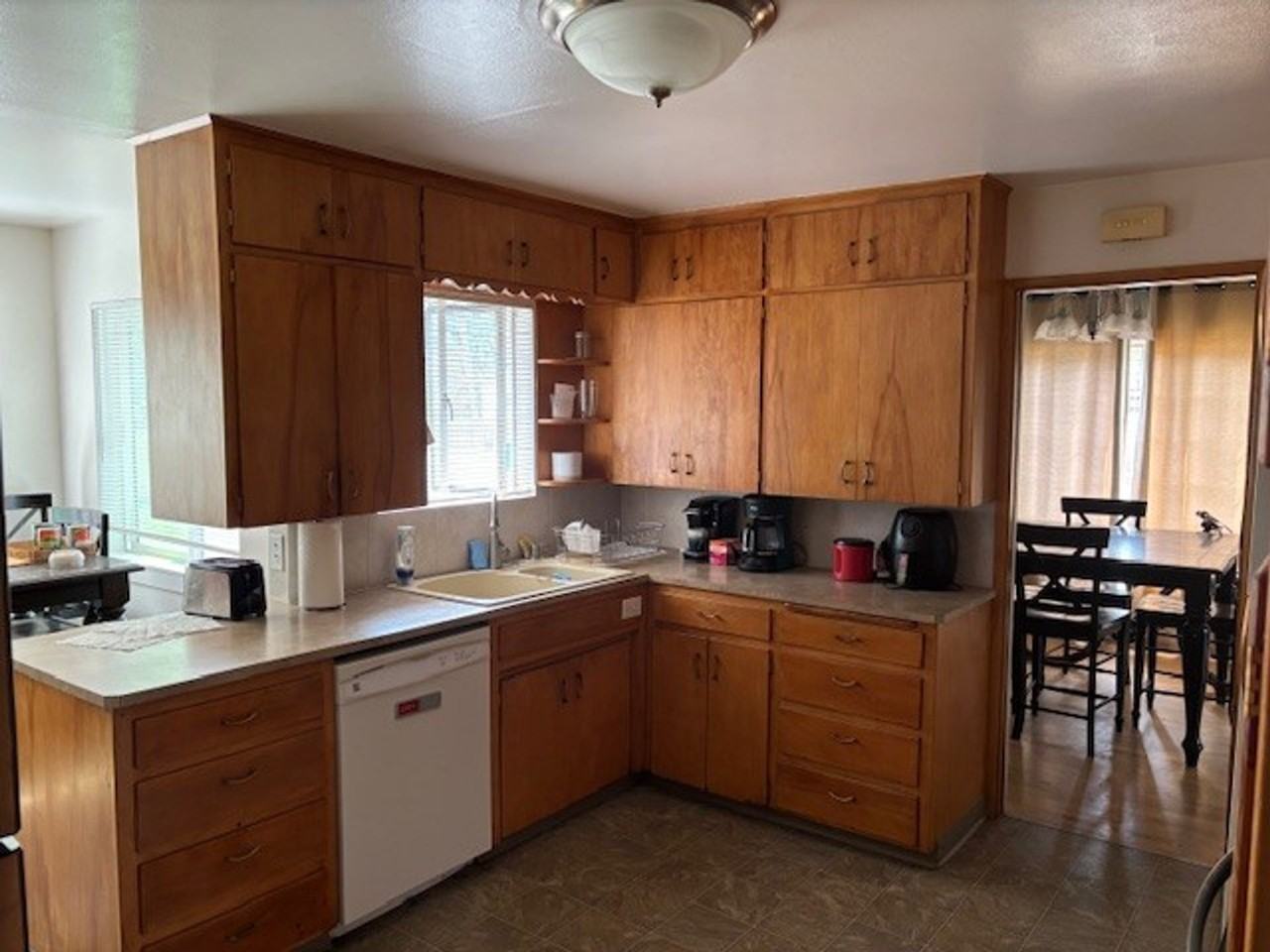 Private Room For Rent - Photo 6 of 11