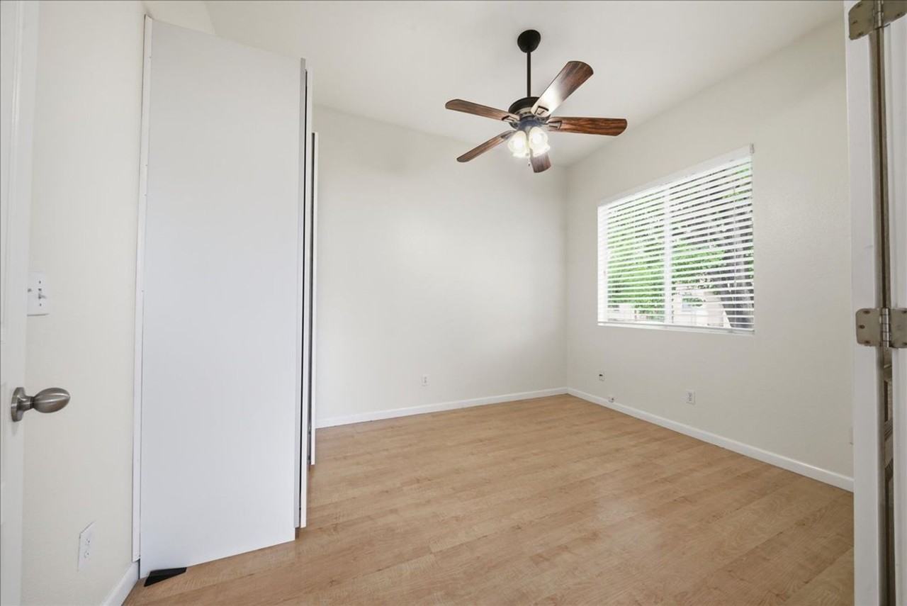 3618 Anthea St - Photo 5 of 21