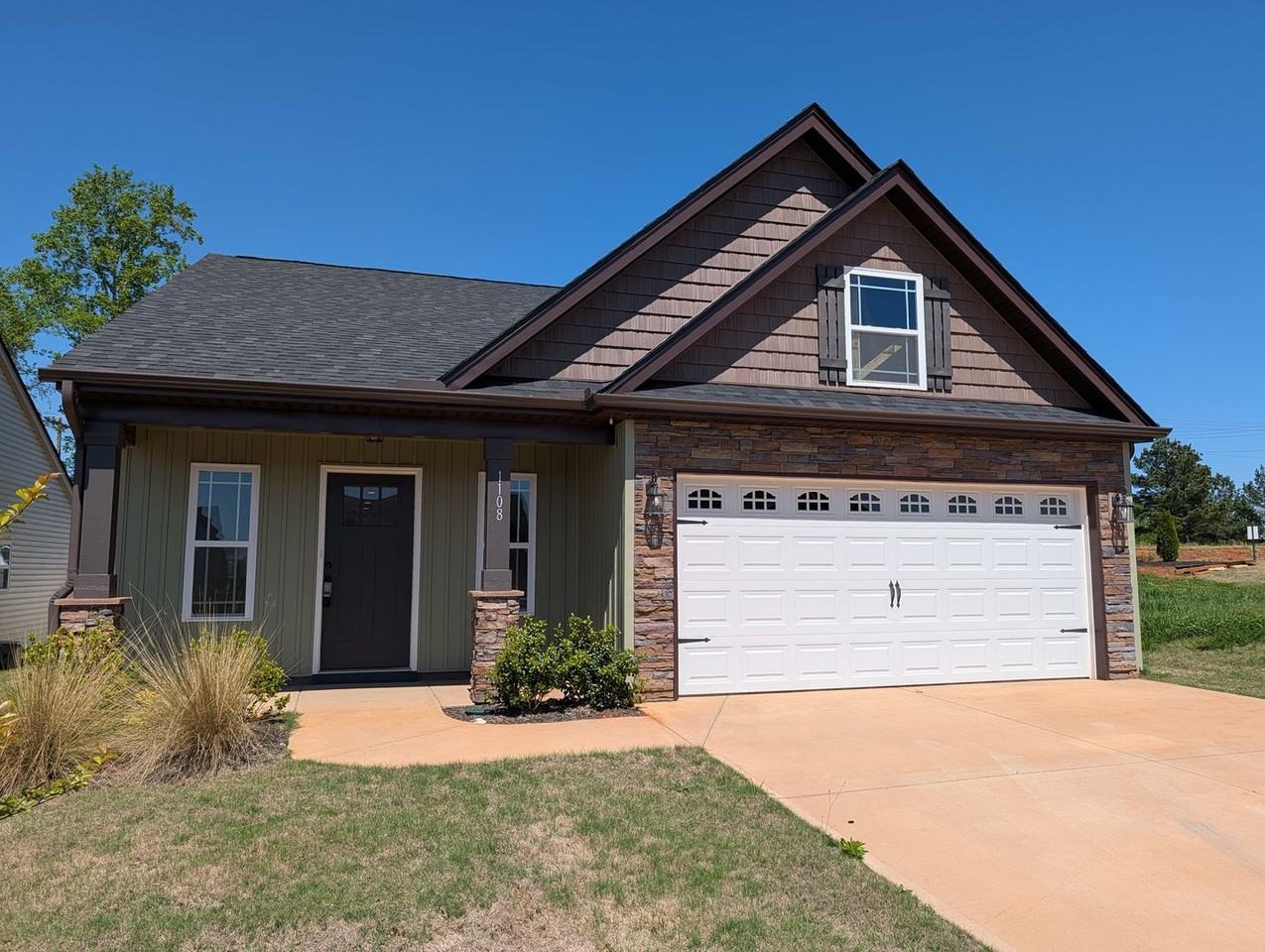 1108 Cleve Gosnell Ln - Photo 2 of 19