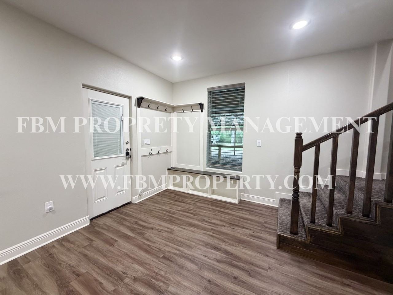 338 Post Oak Dr - Photo 6 of 30