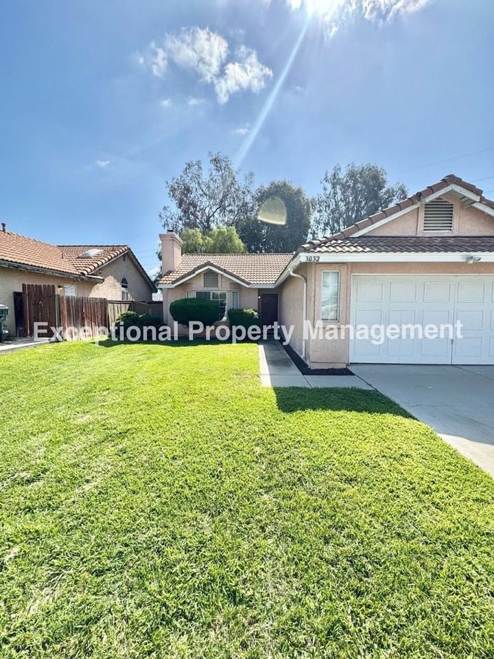 3032 Chablis Ave - Photo 2 of 17