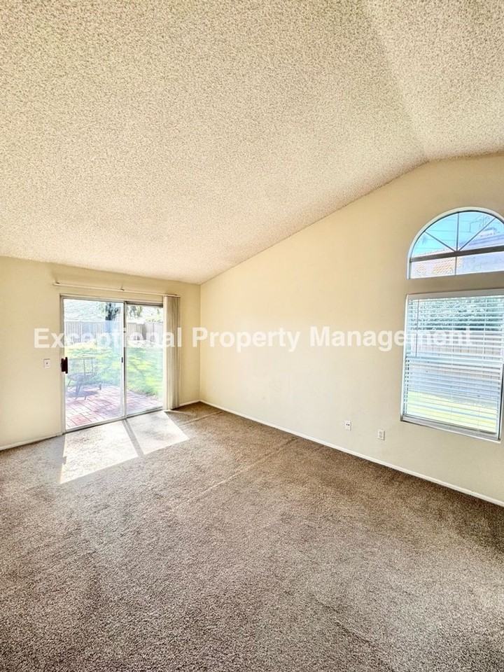 3032 Chablis Ave - Photo 6 of 17