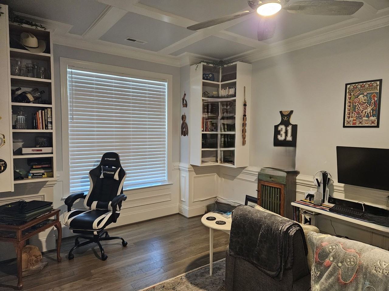 12 E Shooting Star Ln - Photo 3 of 32