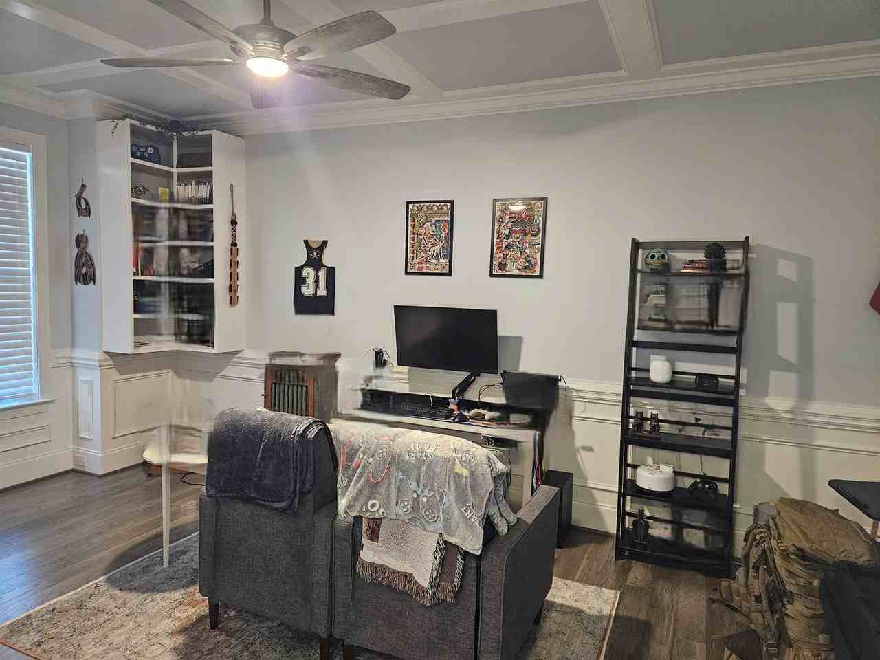 12 E Shooting Star Ln - Photo 4 of 32