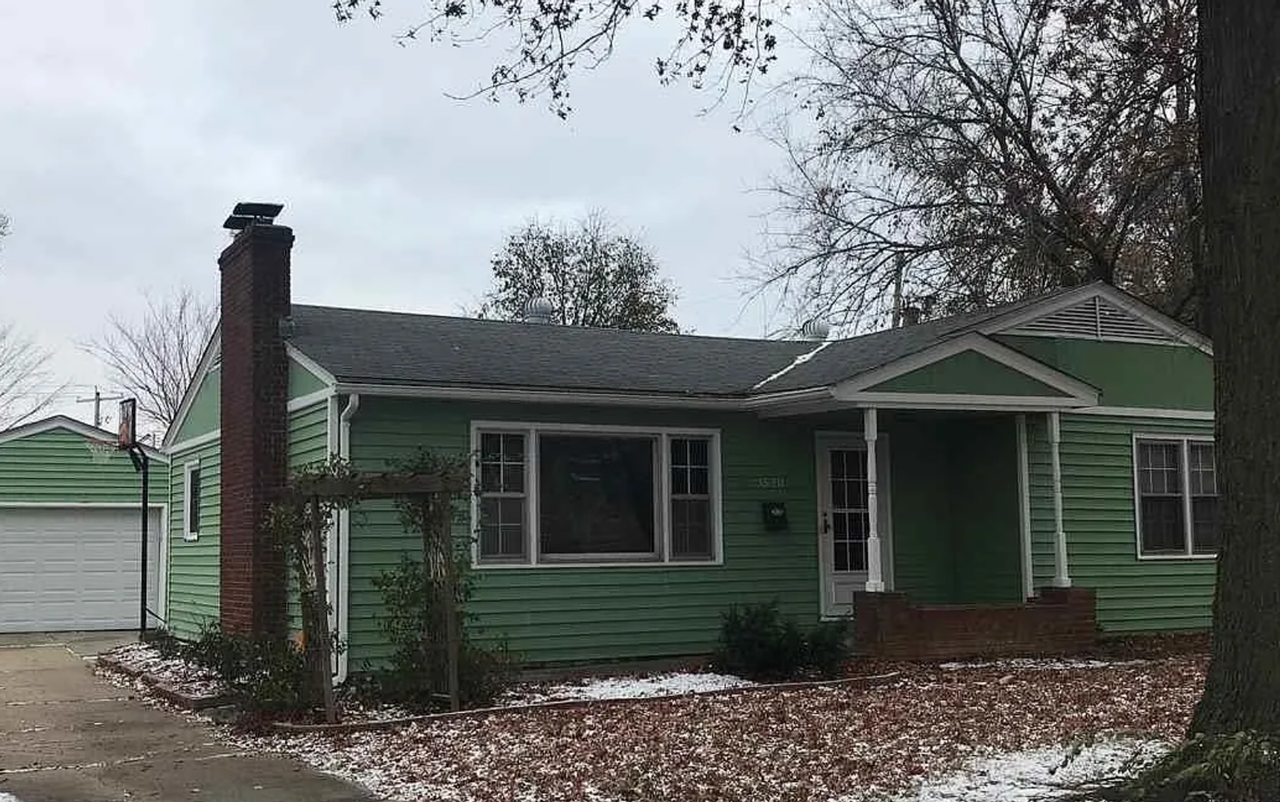 3520 Sw Brendan Ave - Photo 2 of 9