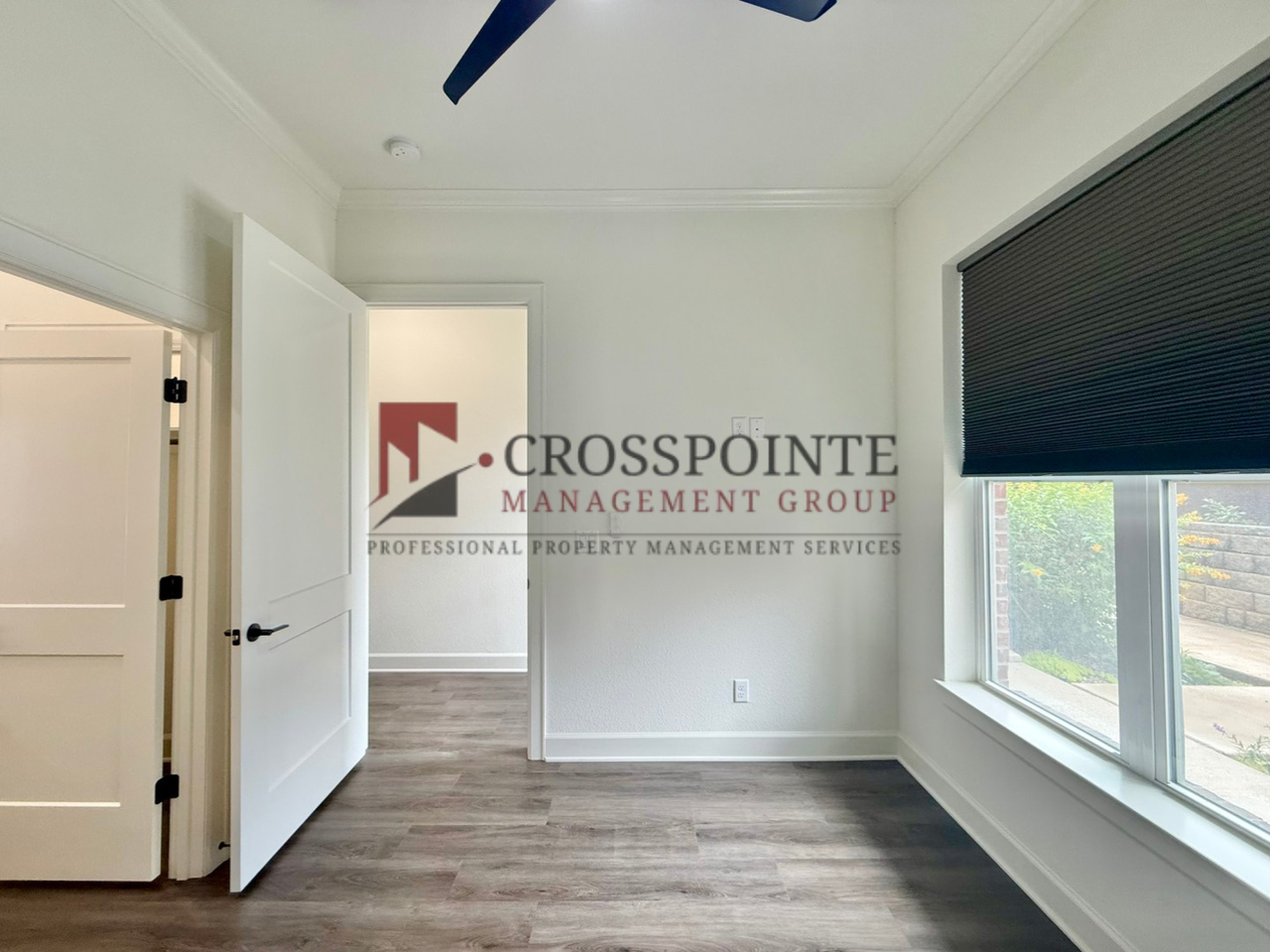 548 W Erwin St - Photo 3 of 27