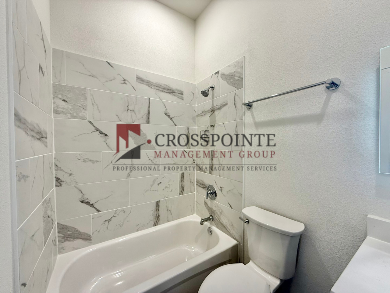 548 W Erwin St - Photo 5 of 27