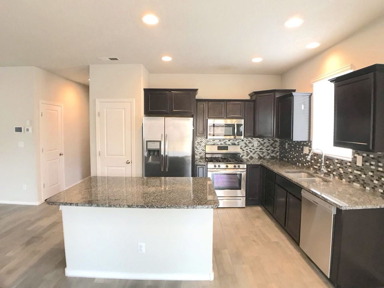 1748 Valle Vista Rd Nw - Photo 7 of 39