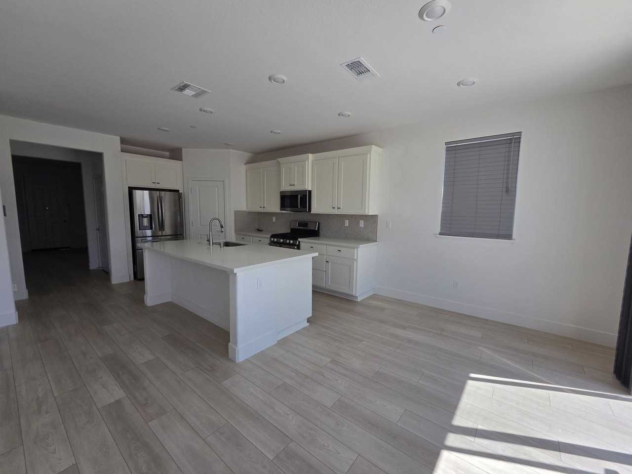 8358 Akino Ct - Photo 5 of 26