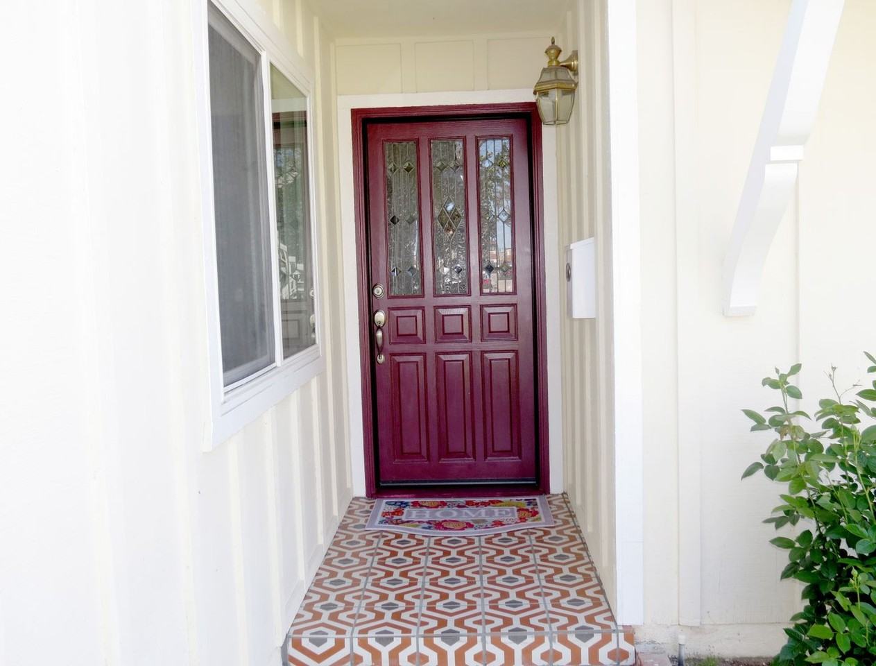 24209 Ward St - Photo 5 of 37