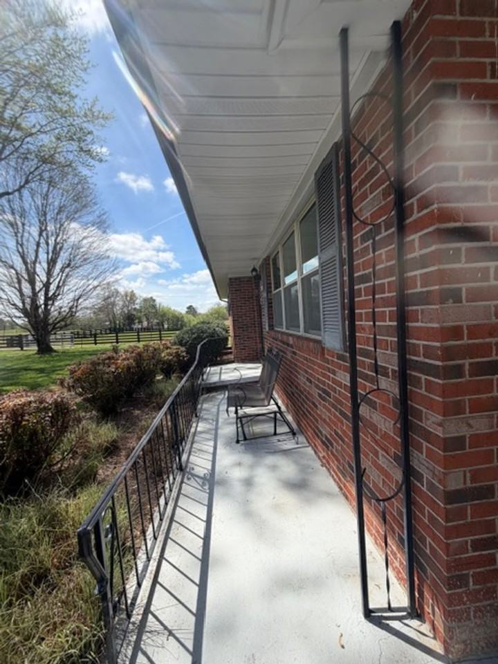 2201 Grey Ridge Rd - Photo 6 of 29