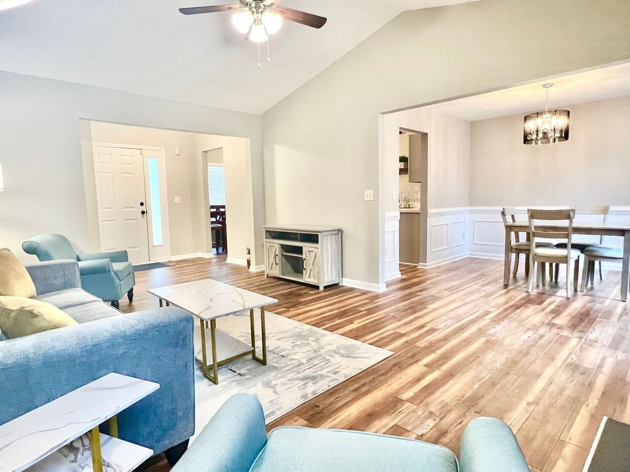 700 Mossburn Ct - Photo 4 of 15