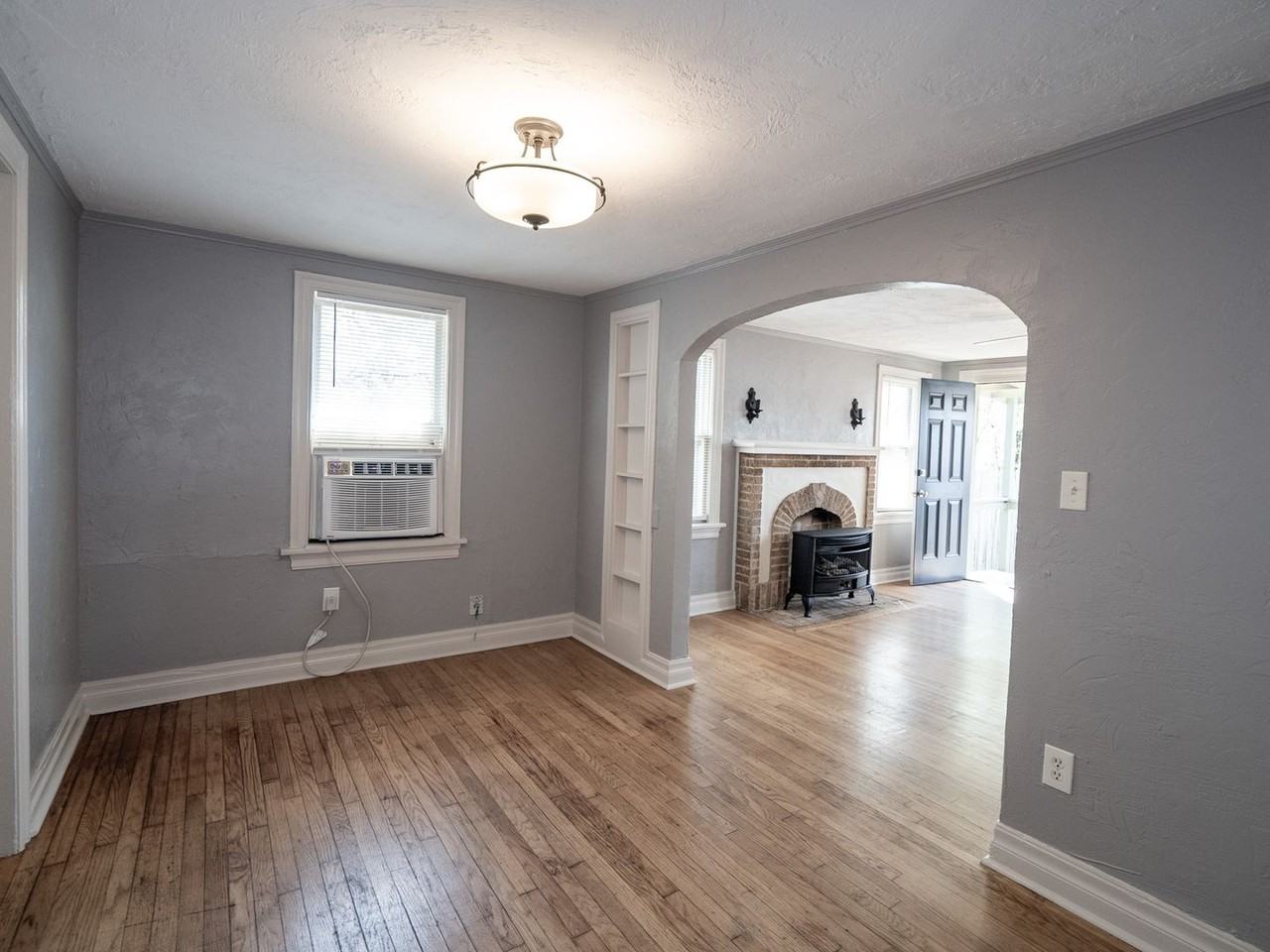 2436 Nw 12th St - Photo 7 of 21