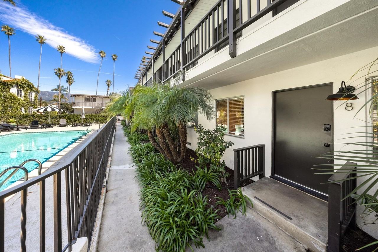 Leadbetter Lofts Student Inspired Living - Photo 3 of 50