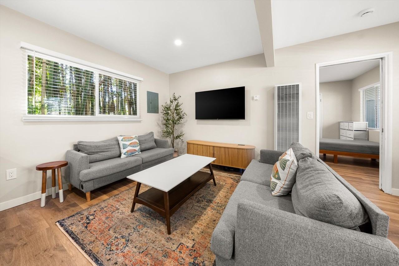 Leadbetter Lofts Student Inspired Living - Photo 6 of 50