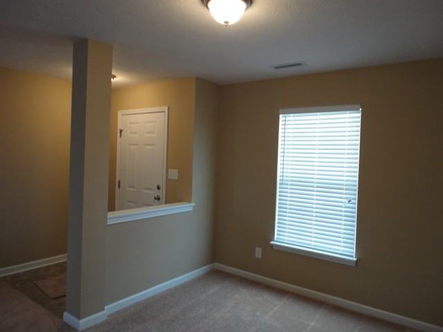 1322 Central Park Dr - Photo 2 of 13