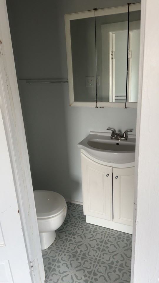 1206 Columbia Ave #2 - Photo 5 of 12