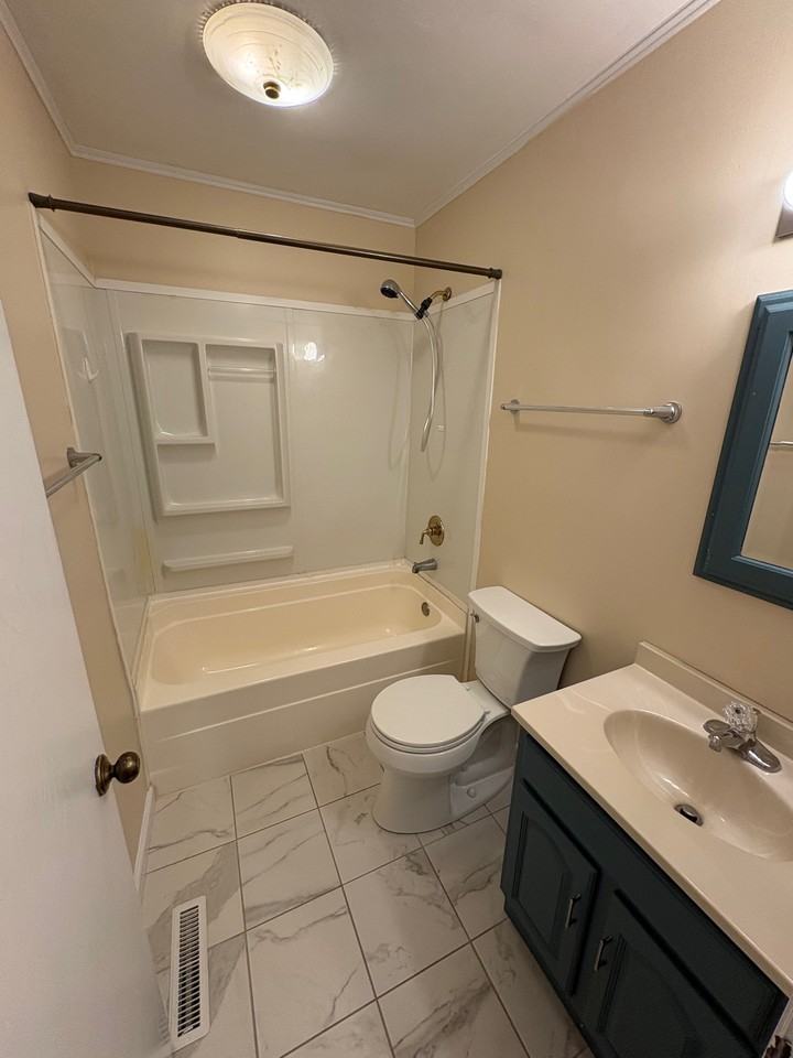 4802 East Baker Woods Court #1 - Photo 6 of 10