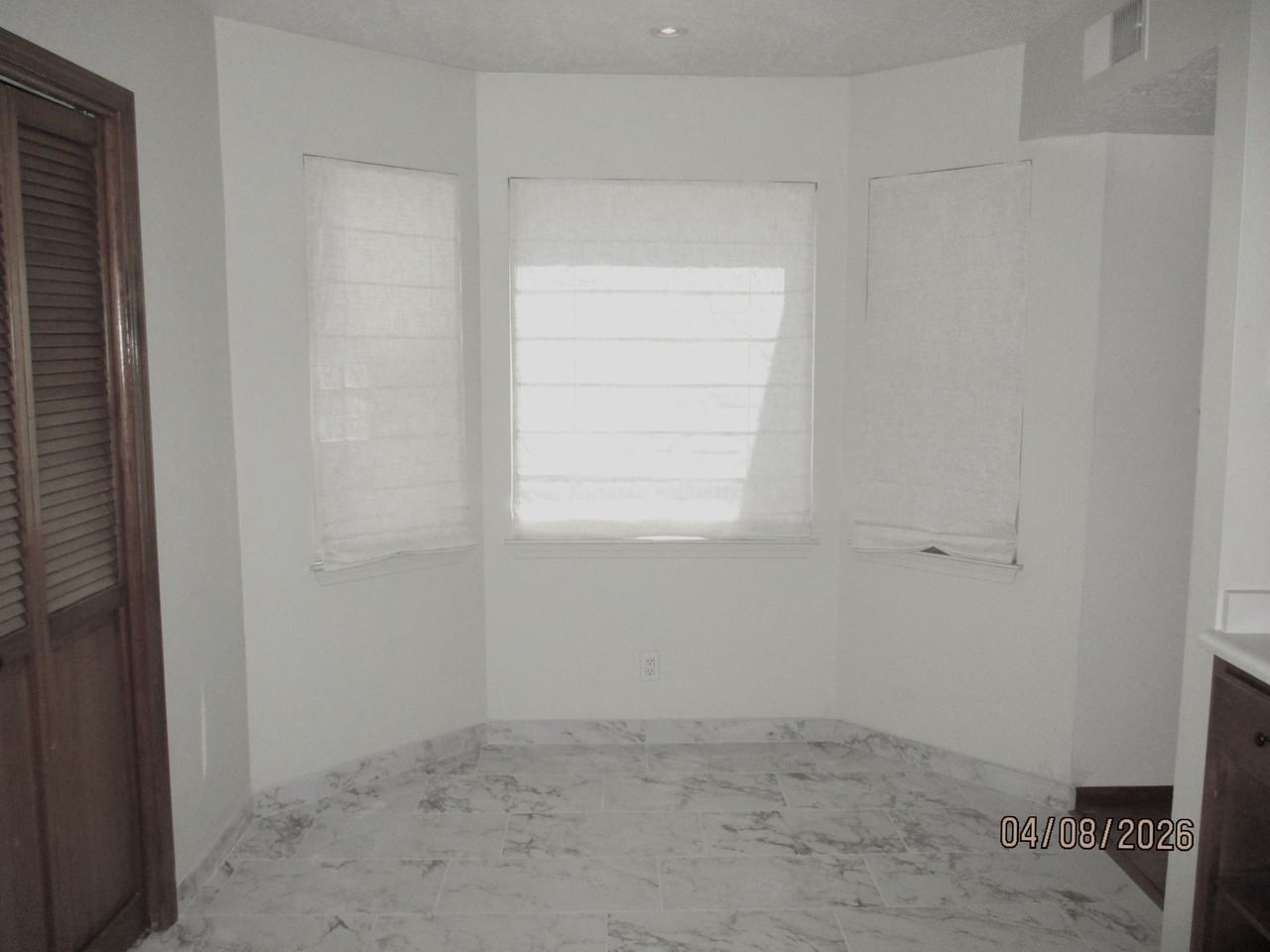 10409 Camino Del Oso Ne #1 - Photo 4 of 50