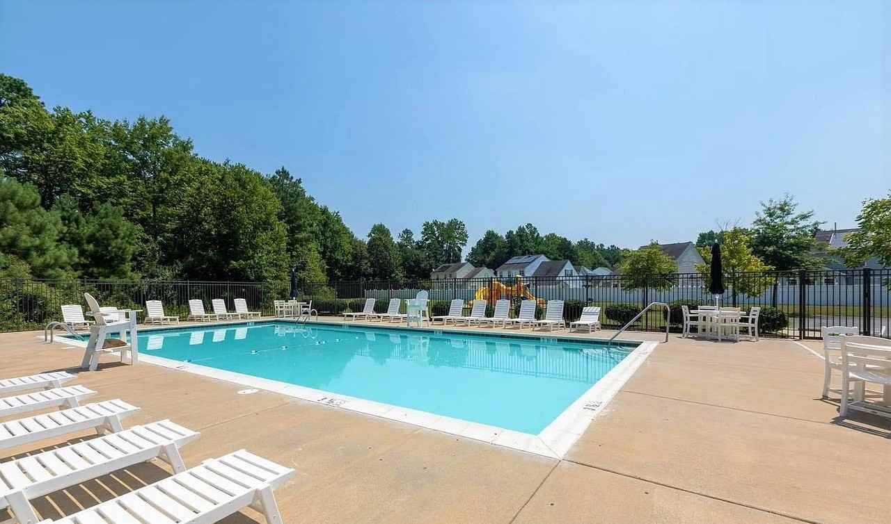 1901 Blue Heron Dr #1 - Photo 2 of 11