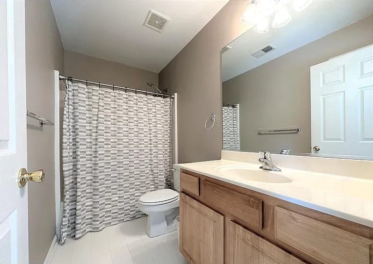 1901 Blue Heron Dr #1 - Photo 3 of 11