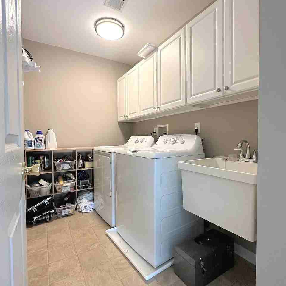 1901 Blue Heron Dr #1 - Photo 4 of 11