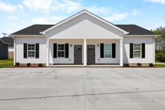 1011 Oak St #B - Photo 1 of 1
