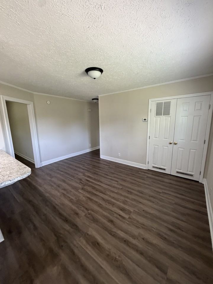 1408 Old Ebenezer Rd #1 - Photo 6 of 13