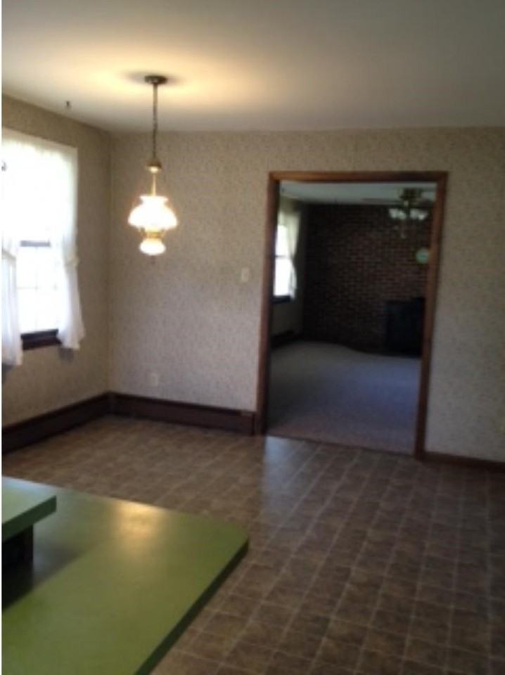 291 Ruth Rd #1 - Photo 5 of 12