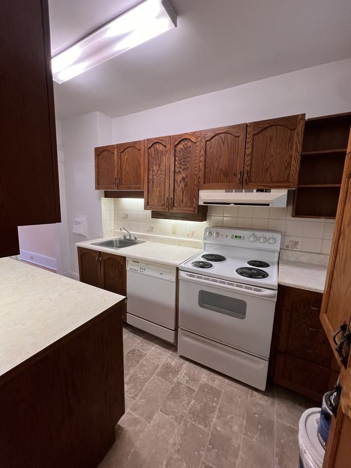 147 Fifth Ave #2 - Photo 6 of 20