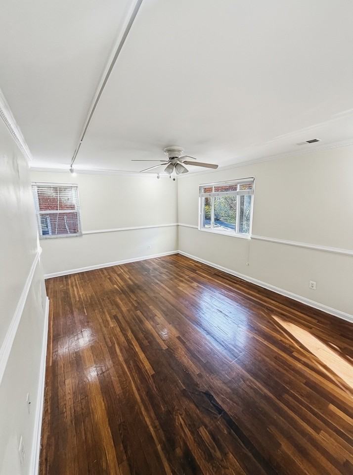 8316 Roanoke AvenueUnit 3 #3 - Photo 5 of 9