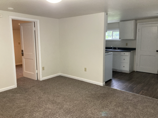 1130 Charnelton Aly #1 - Photo 2 of 6