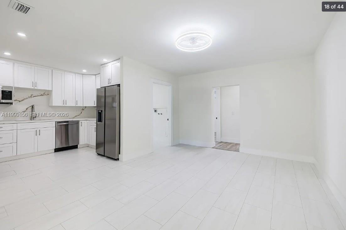 865 West 72nd Place #865 - Photo 6 of 24
