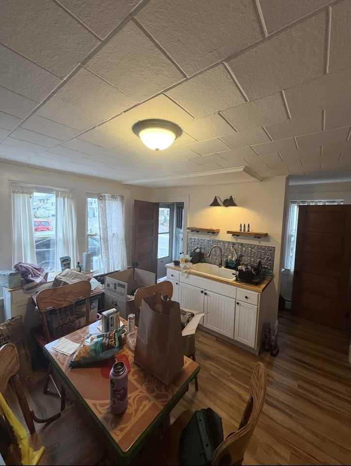 52 Everett St #1 - Photo 3 of 14