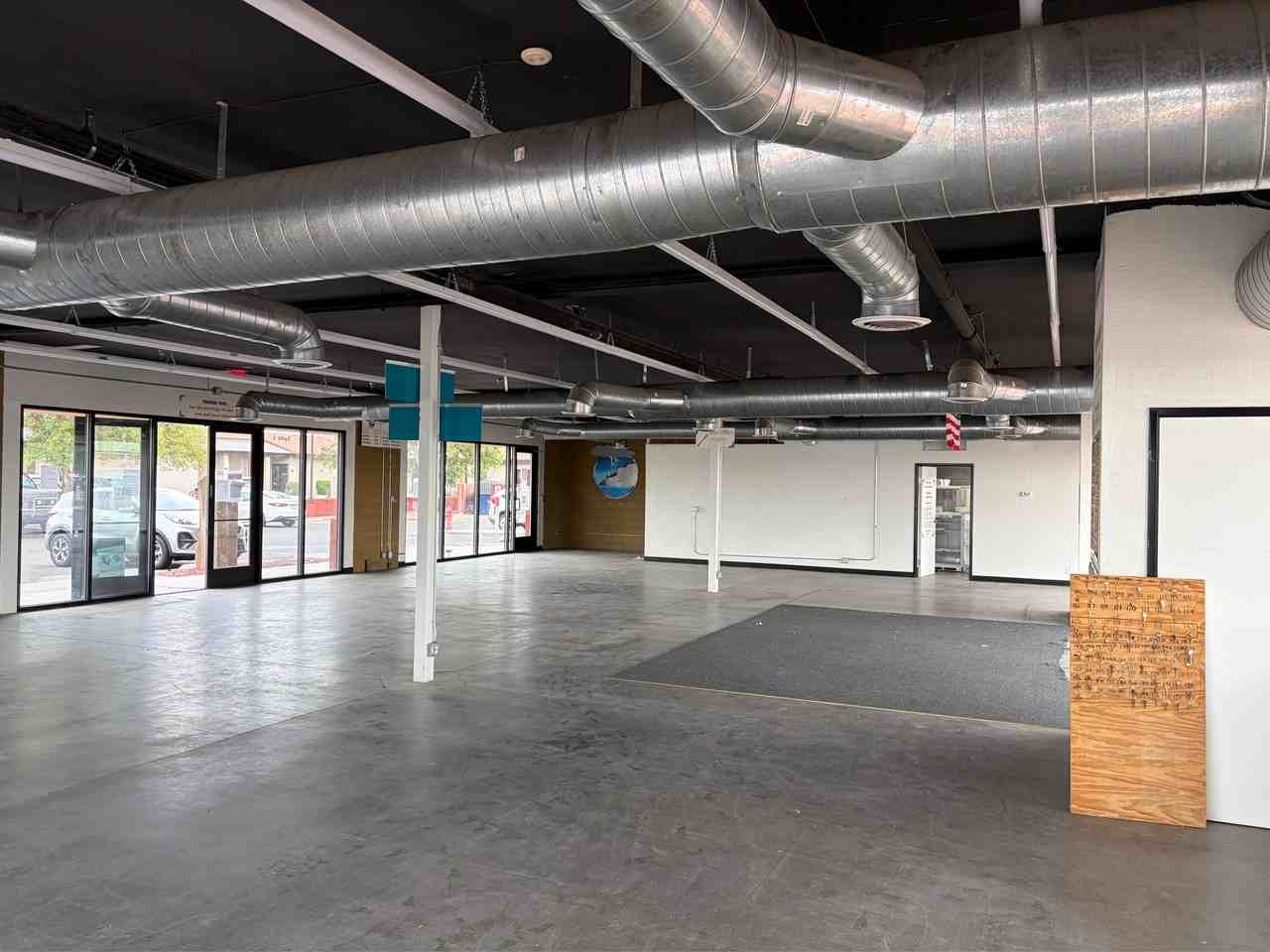 2114 W Apache Trl #1 - Photo 5 of 7