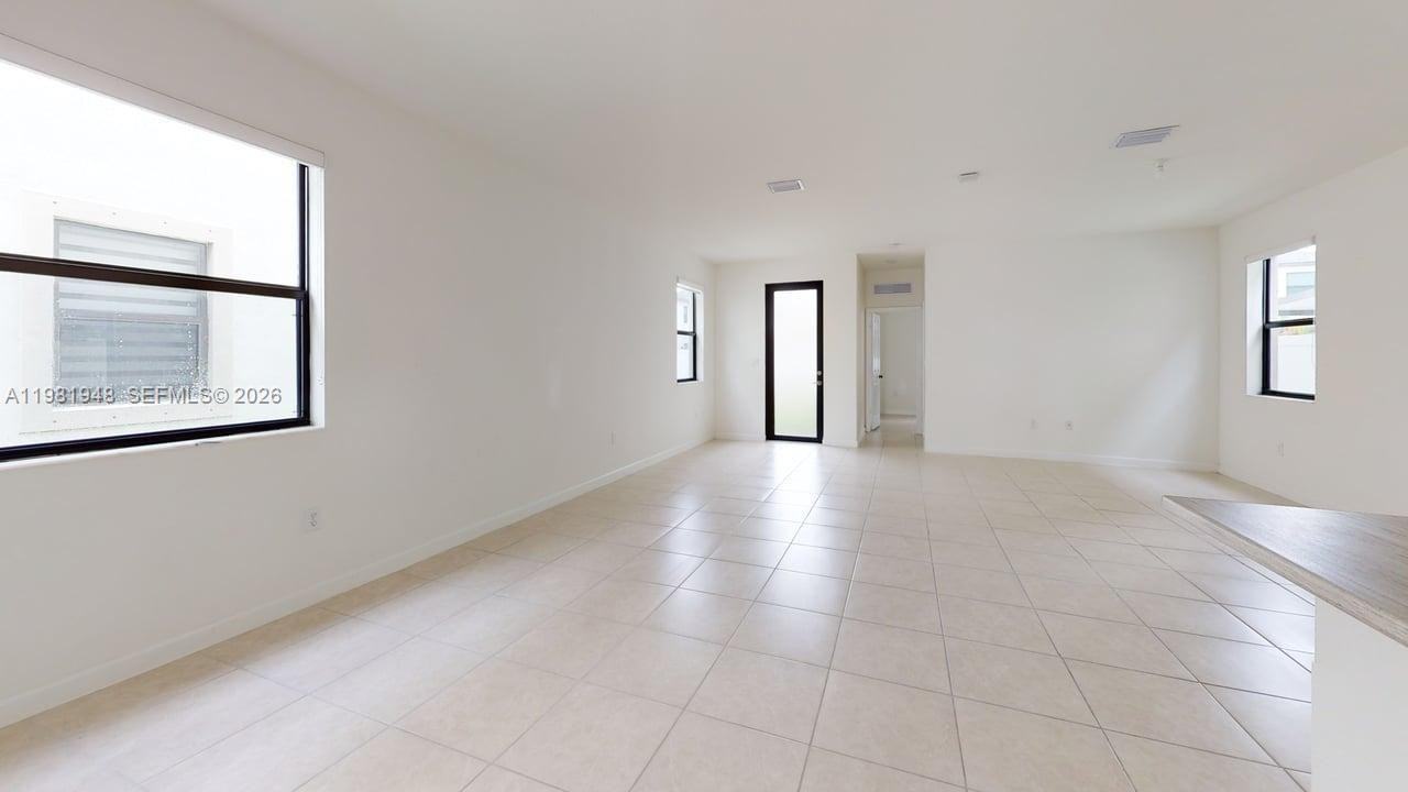 11035 West 35th Way #11035 - Photo 7 of 16