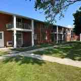 1810 Queenswood Dr #J - Photo 1 of 1