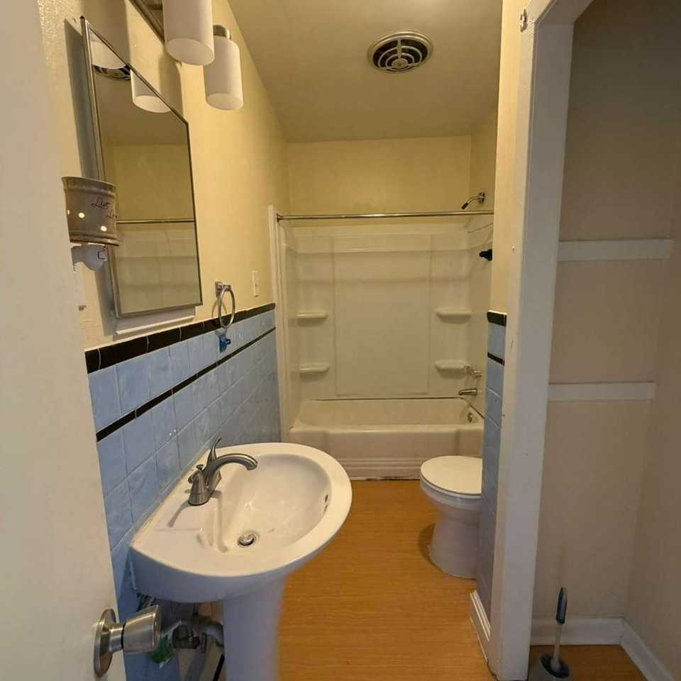 105 N Conococheague St #1 - Photo 7 of 8