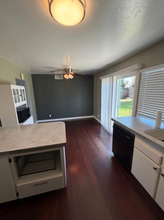 10874 Eberly Ct - Photo 5 of 13