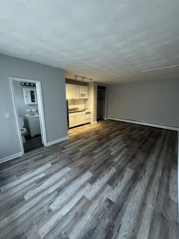 724 Delta Ave Apt 7 - Photo 3 of 5