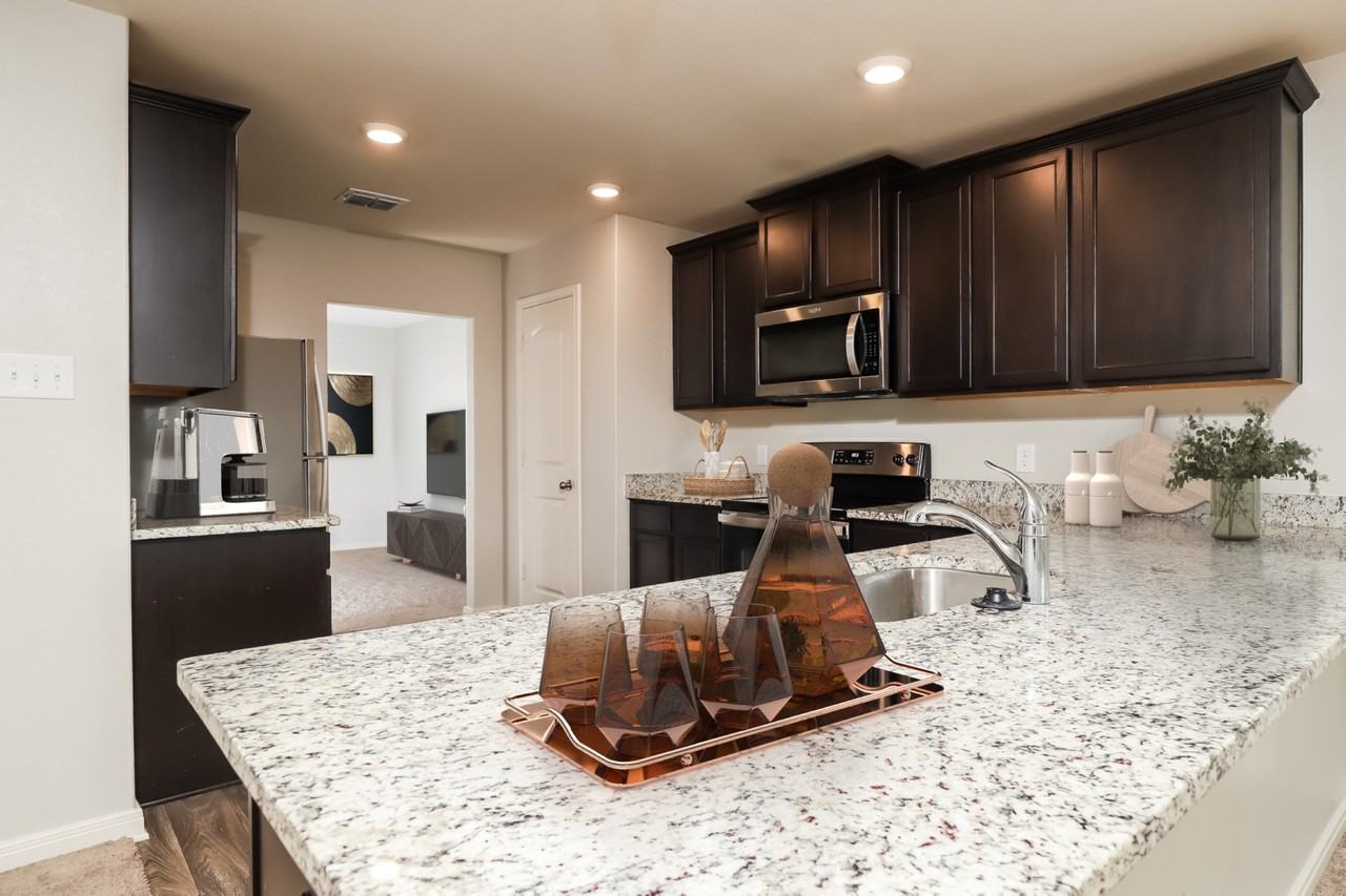 7228 Jebson Pass - Photo 3 of 18