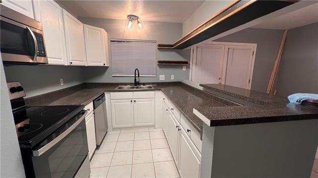 5704 Count Ln - Photo 6 of 10