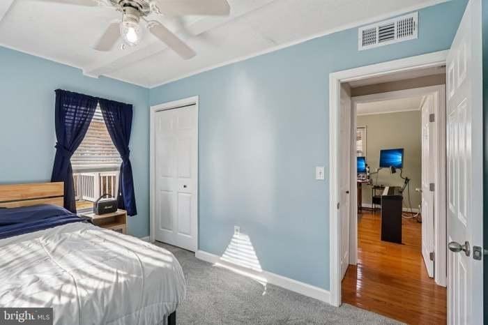 7707 Leigh Rd - Photo 3 of 19