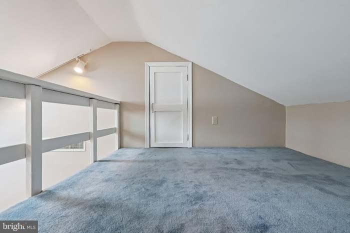 7707 Leigh Rd - Photo 4 of 19