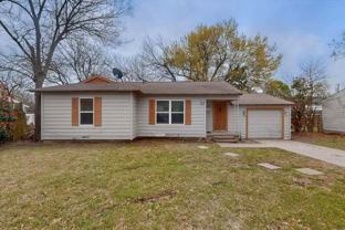 632 Freeman Dr - Photo 1 of 1