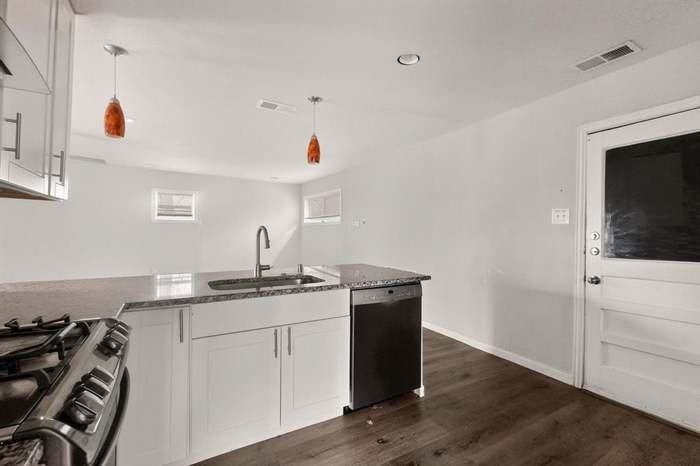 632 Freeman Dr - Photo 7 of 23